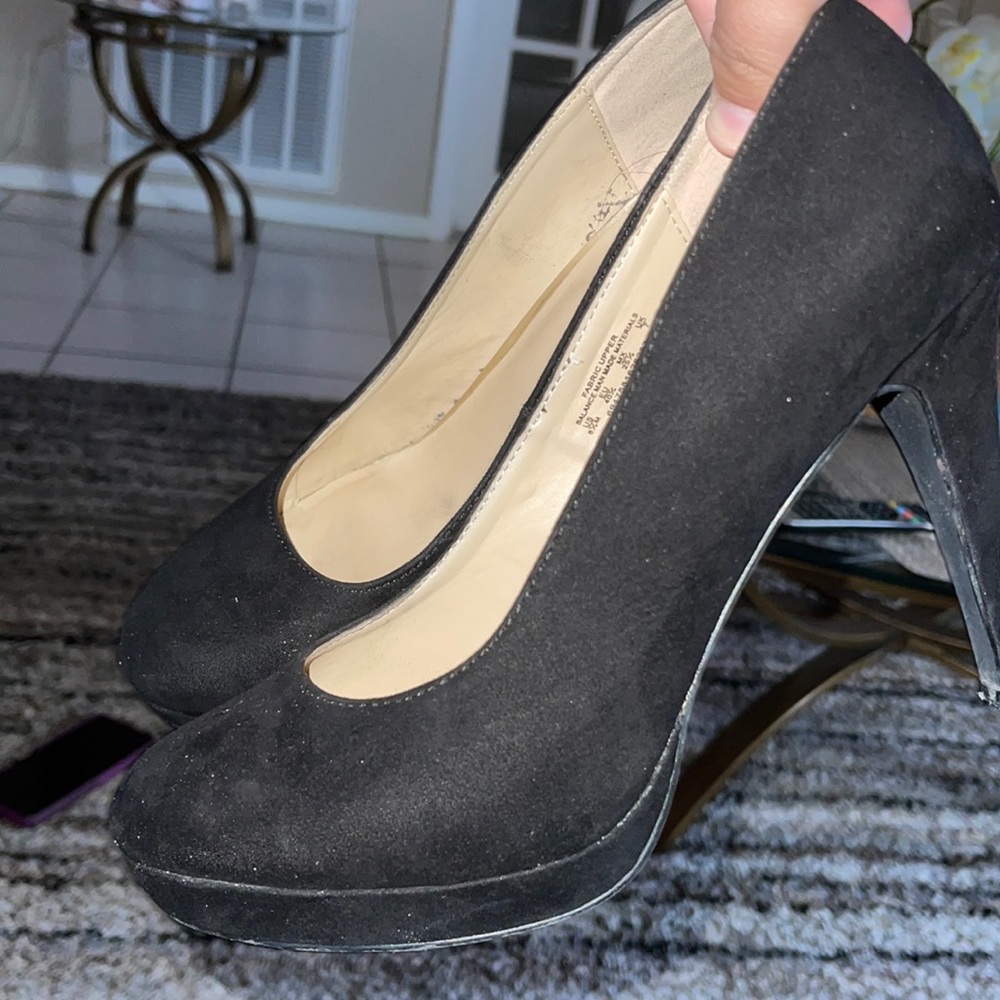 Metaphor heels